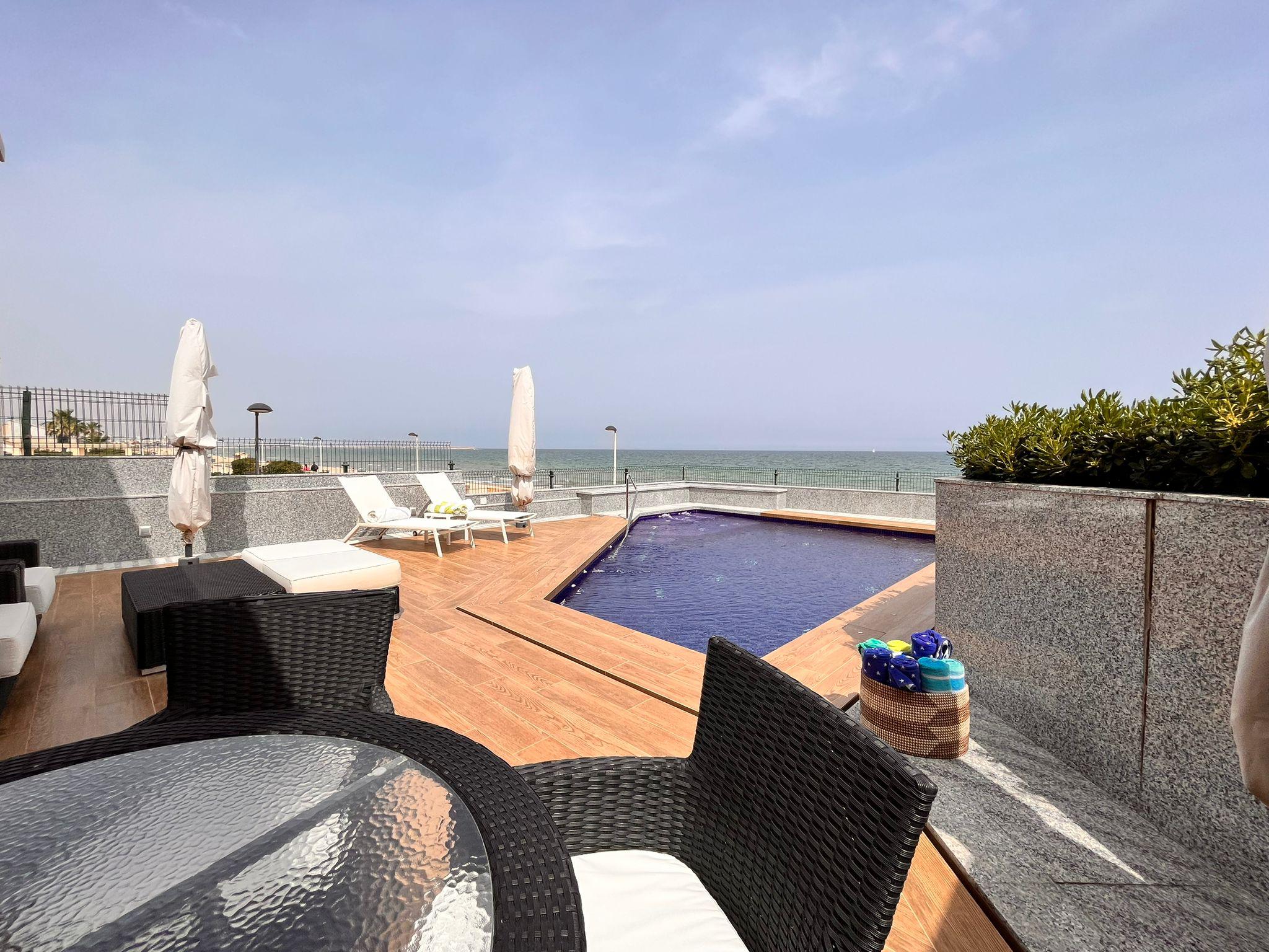 Imagen 30 Casa en venta en Daimús / En primera línea de la playa de Daimuz