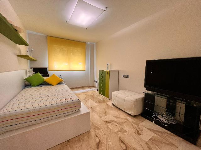 Imagen 17 Inmueble 282879 - Casa en venta en Daimús / En primera línea de la playa de Daimuz