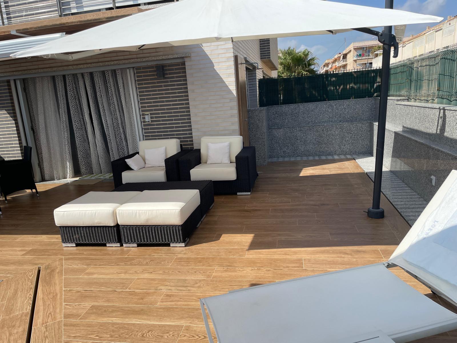 Imagen 29 Casa en venta en Daimús / En primera línea de la playa de Daimuz