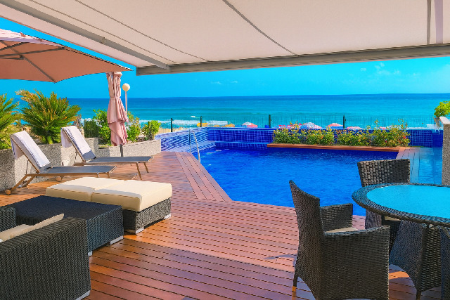 Imagen 1 Inmueble 282879 - Casa en venta en Daimús / En primera línea de la playa de Daimuz