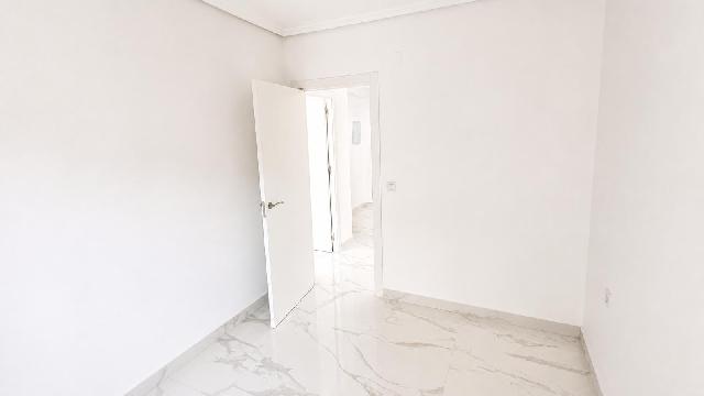 Imagen 11 Inmueble 293368 - Piso en venta en Valencia / Próxima a la plaza de Rojas Clemente