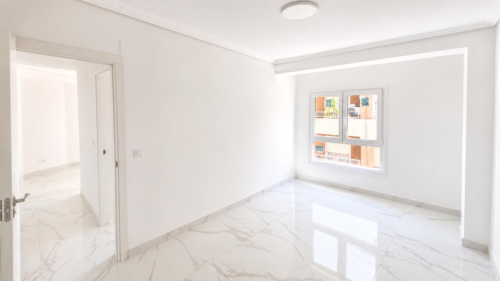 Imagen 2 Piso en venta en Valencia / Próxima a la plaza de Rojas Clemente