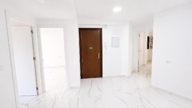 Imagen 8 Inmueble 293368 - Piso en venta en Valencia / Próxima a la plaza de Rojas Clemente