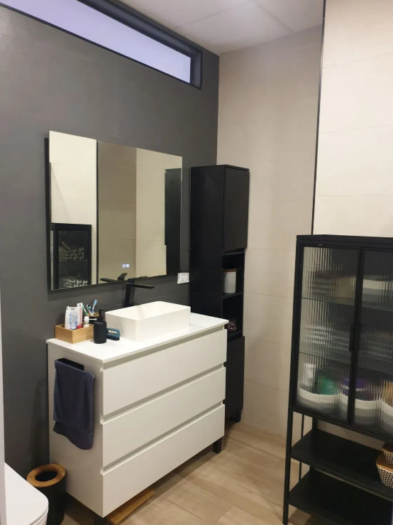 Imagen 3 Piso en venta en Valencia / A pocos minutos del Parque Central