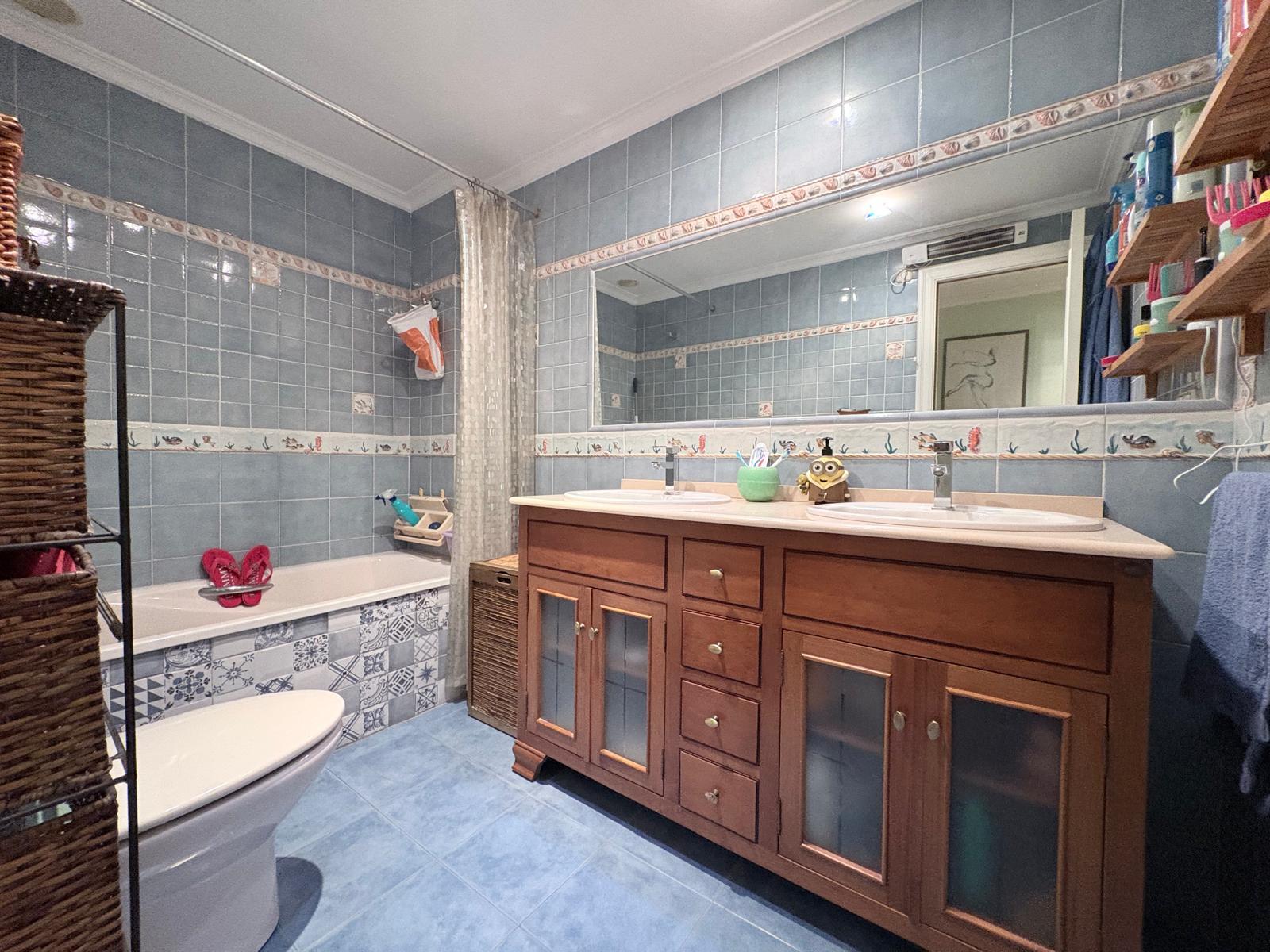 Imagen 2 Ático en venta en Valencia / Junto para de metro de Patraix