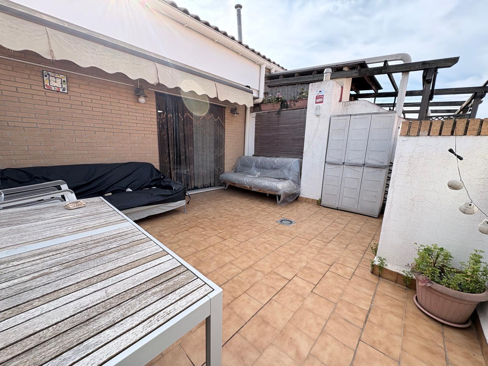 Imagen 21 Ático en venta en Valencia / Junto para de metro de Patraix