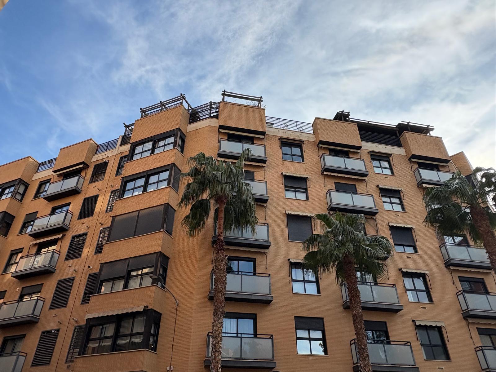 Imagen 4 Ático en venta en Valencia / Junto para de metro de Patraix