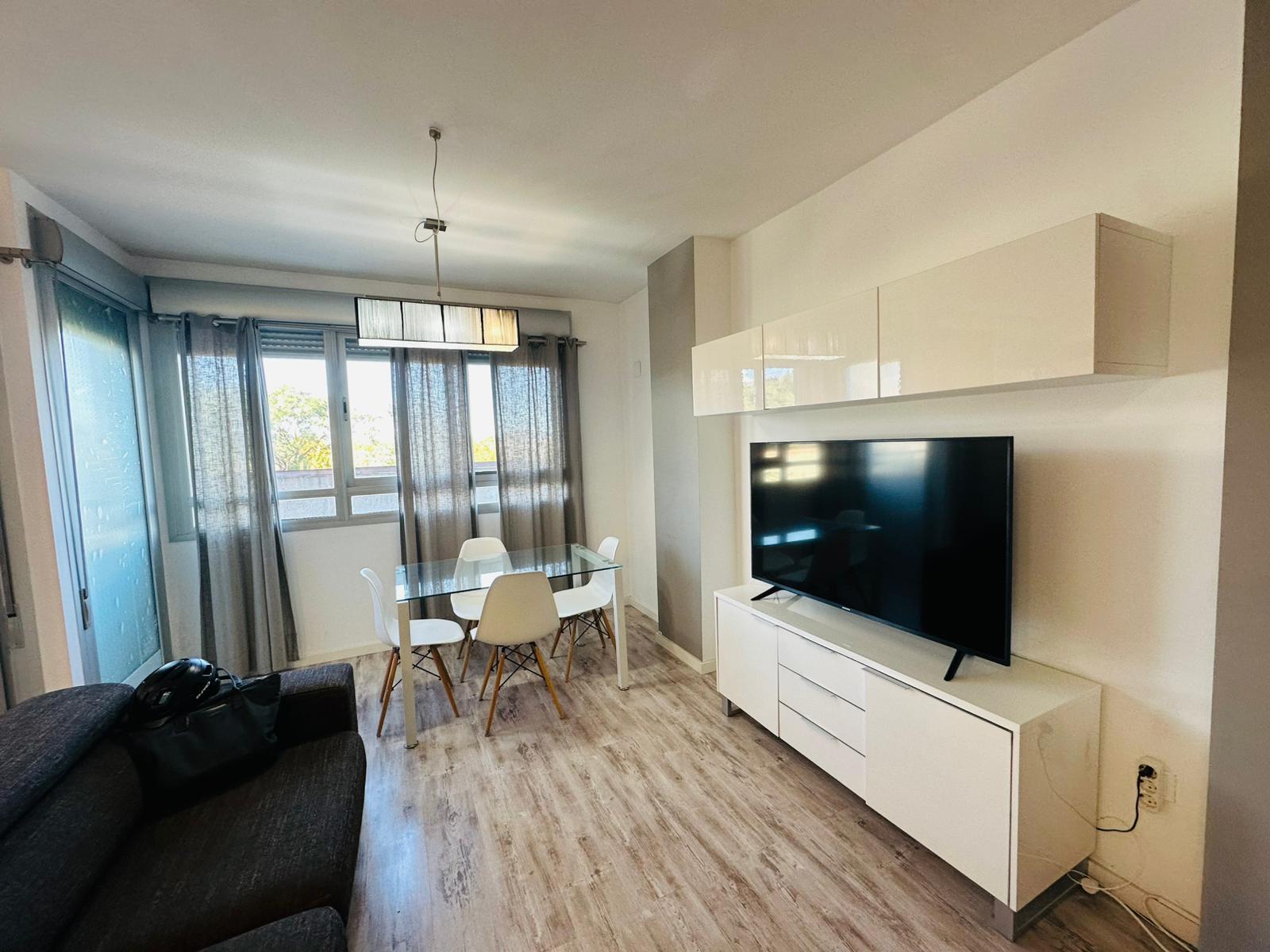 Imagen 6 Piso en venta en Valencia / Próximo a la parada de metro Machado