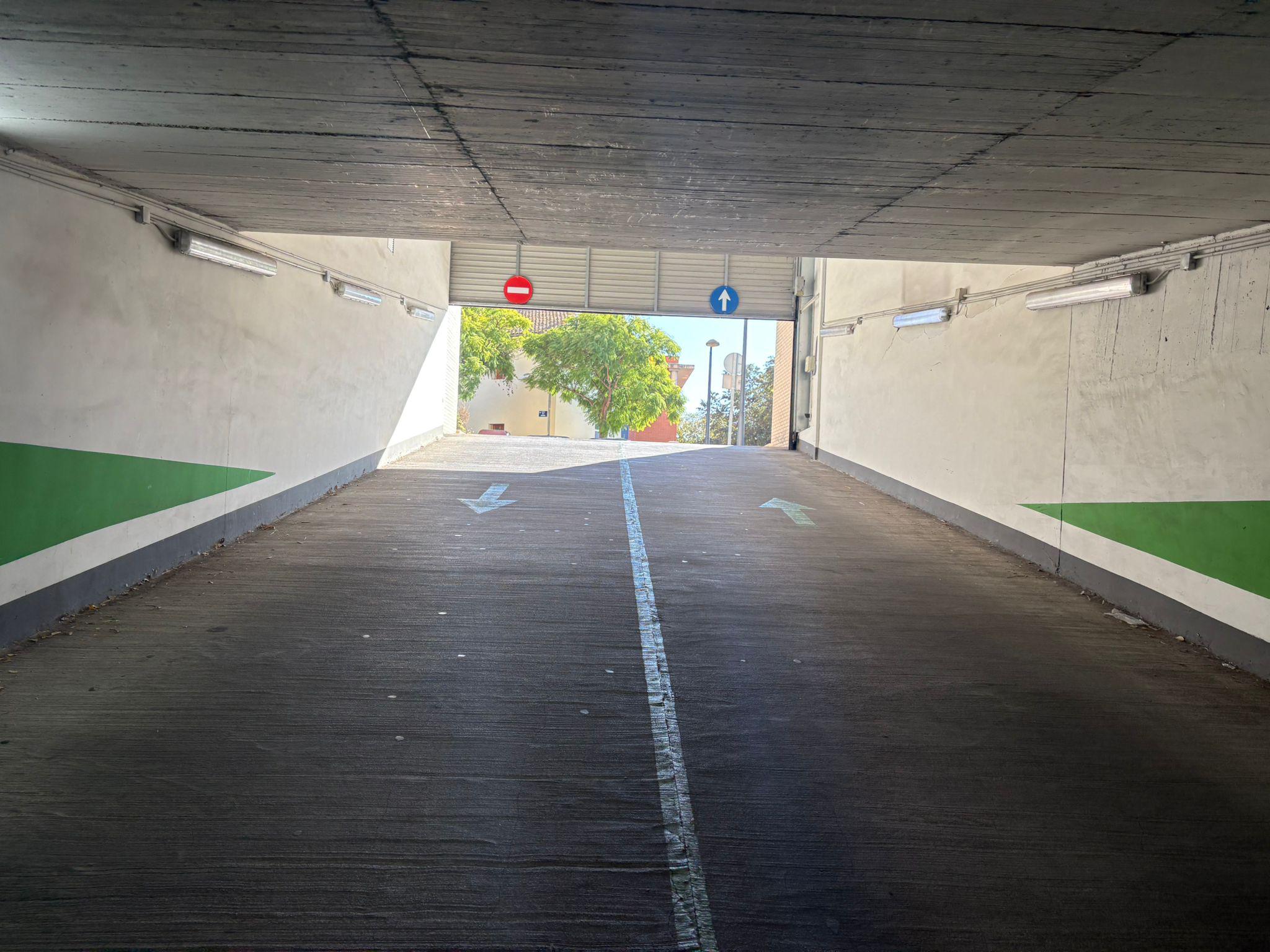 Imagen 5 Parking Coche en venta en Valencia / Junto Palacio de Congresos y Casino Cirsa