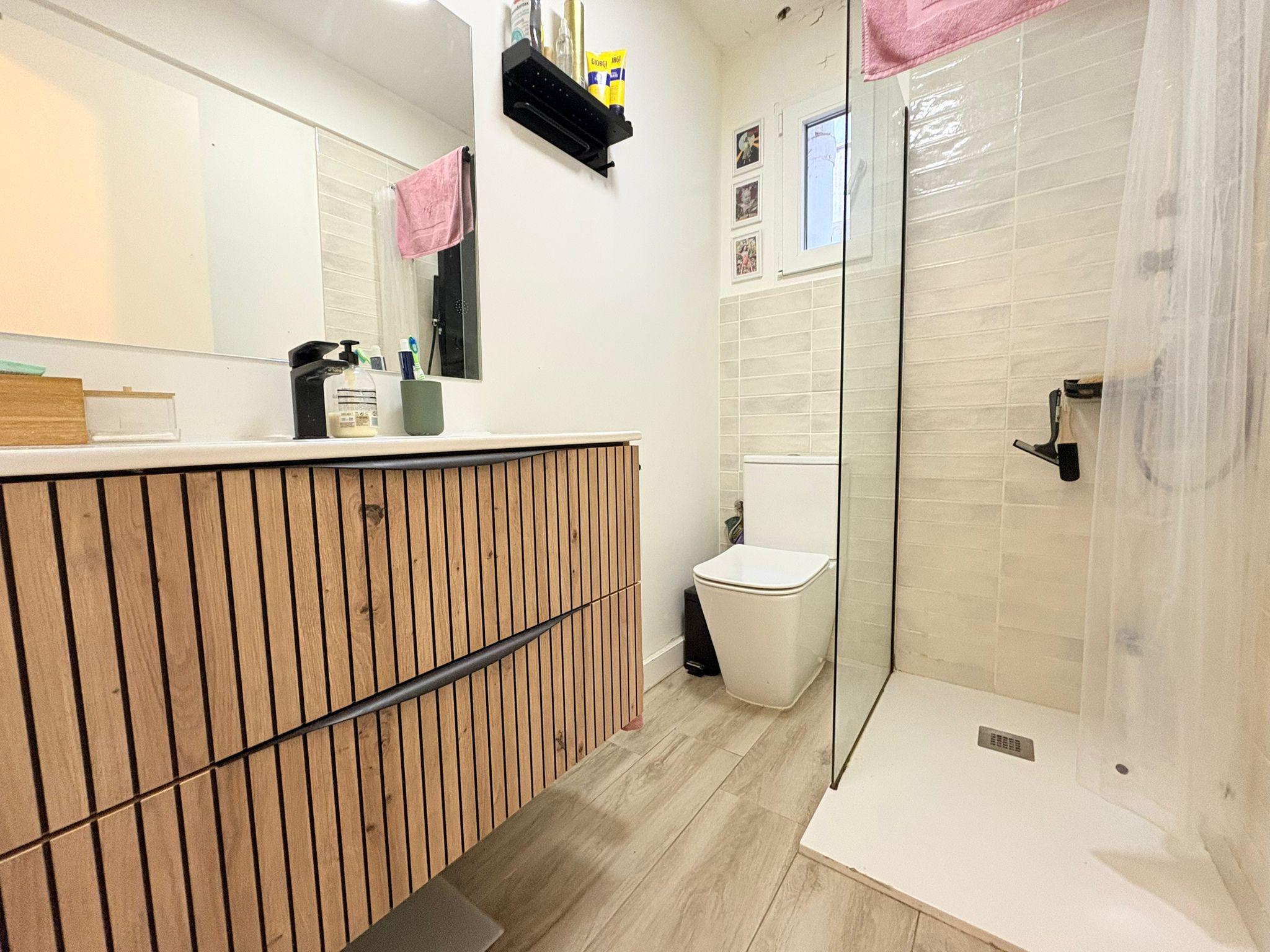 Imagen 4 Piso en venta en Valencia / Próximo a la Marina de Valencia y playas de la ciudad