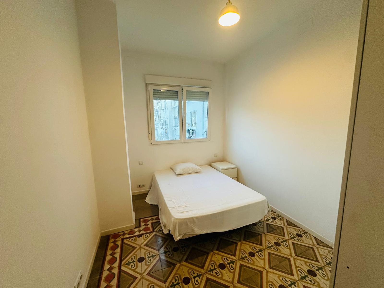 Imagen 4 Piso en venta en Valencia / Próxima a Gran Via de las Germanías 