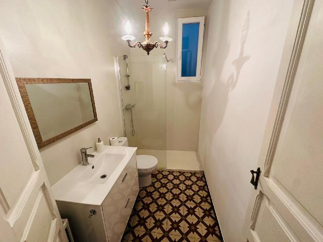 Imagen 12 Inmueble 299354 - Piso en venta en Valencia / Próxima a Gran Via de las Germanías 