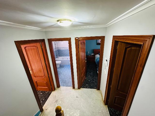 Imagen 24 Inmueble 299405 - Casa en venta en Valencia / A un paso de la Plaza Armada Española