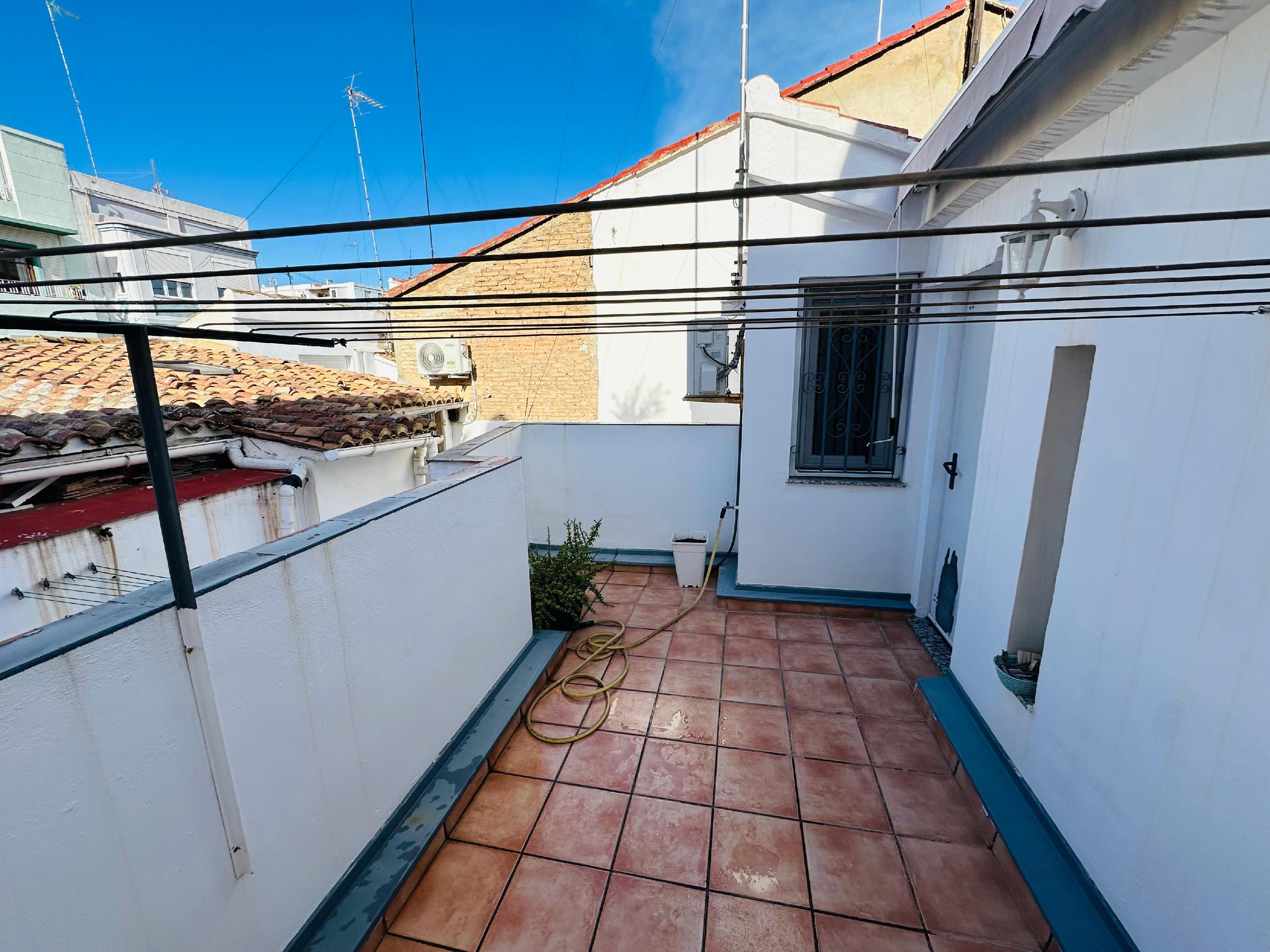 Imagen 25 Casa en venta en Valencia / A un paso de la Plaza Armada Española