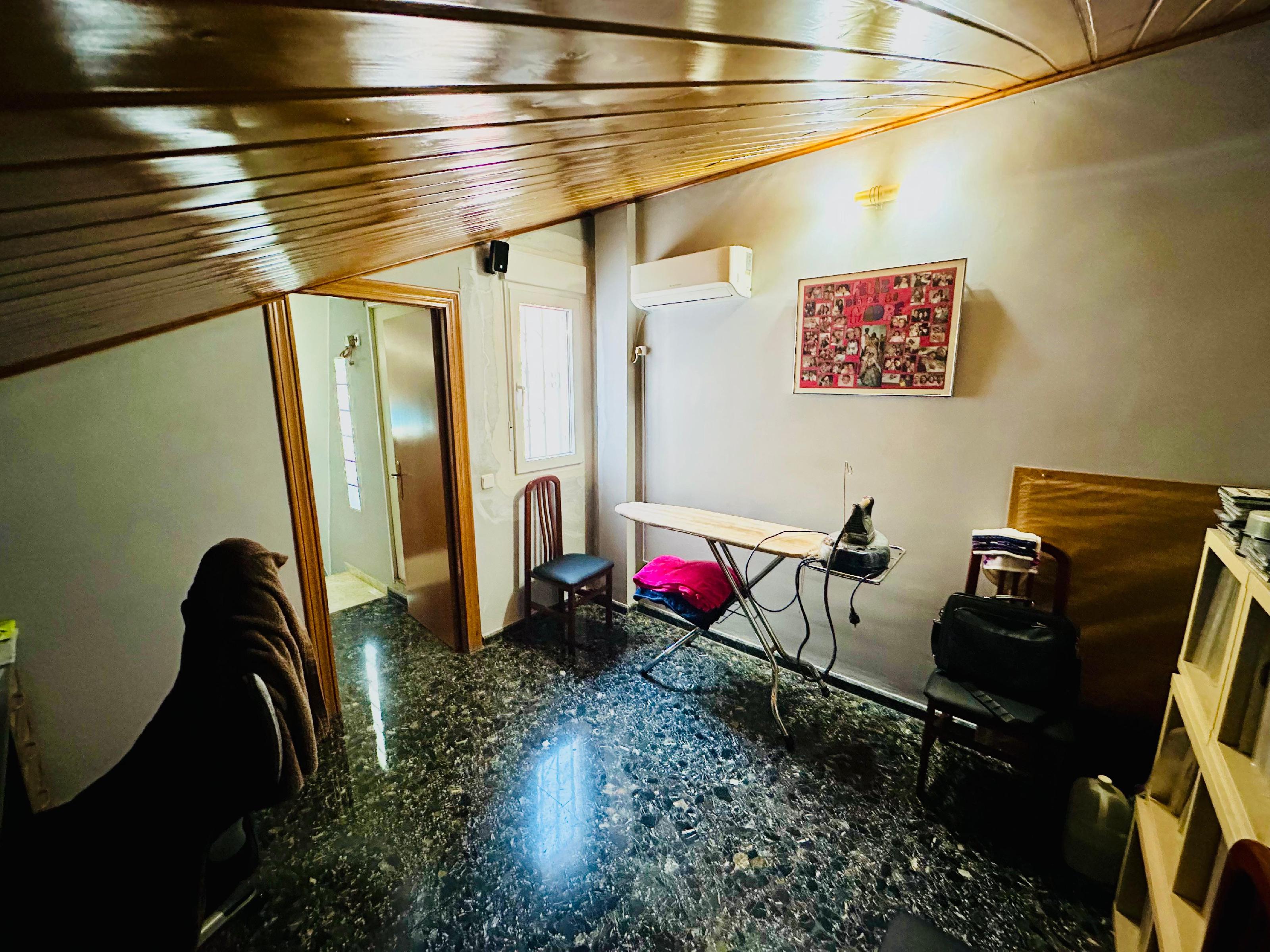 Imagen 28 Casa en venta en Valencia / A un paso de la Plaza Armada Española