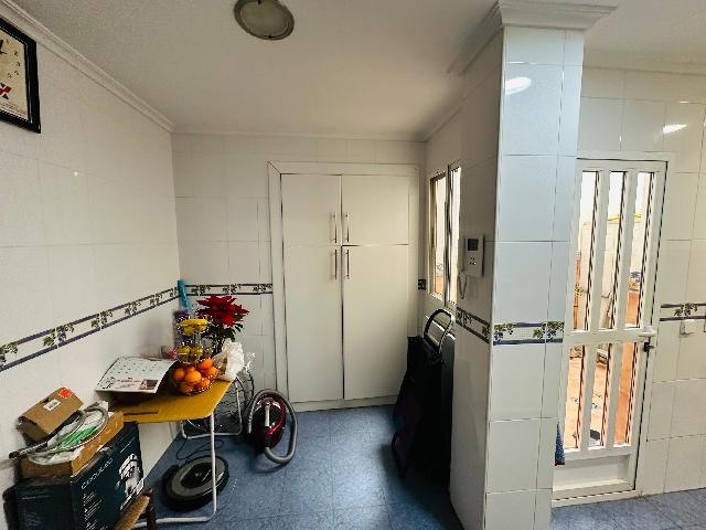 Imagen 15 Inmueble 299405 - Casa en venta en Valencia / A un paso de la Plaza Armada Española