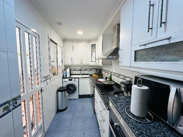 Imagen 13 Inmueble 299405 - Casa en venta en Valencia / A un paso de la Plaza Armada Española