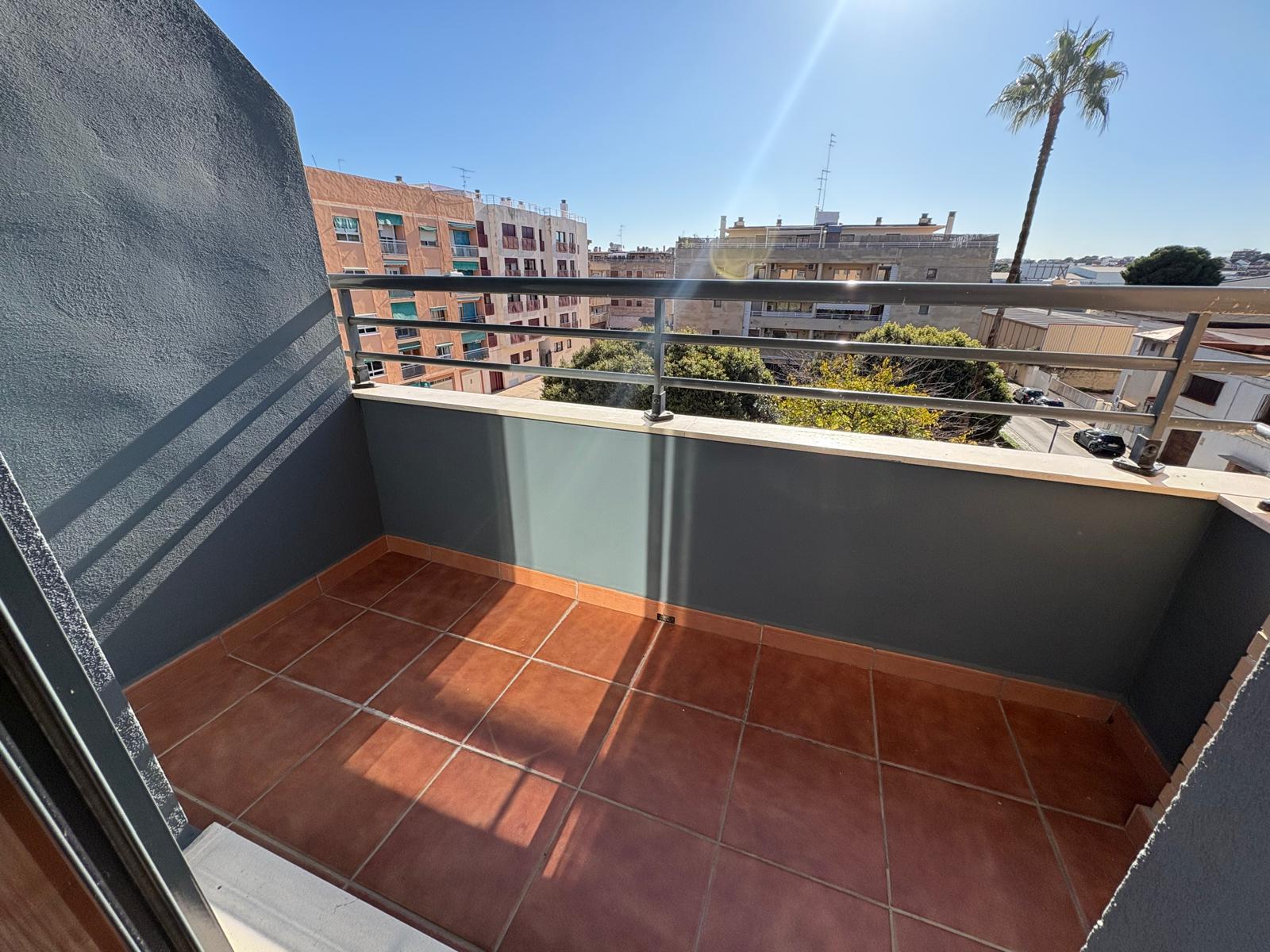 Imagen 2 Piso en venta en Rocafort / Rocafort Centro