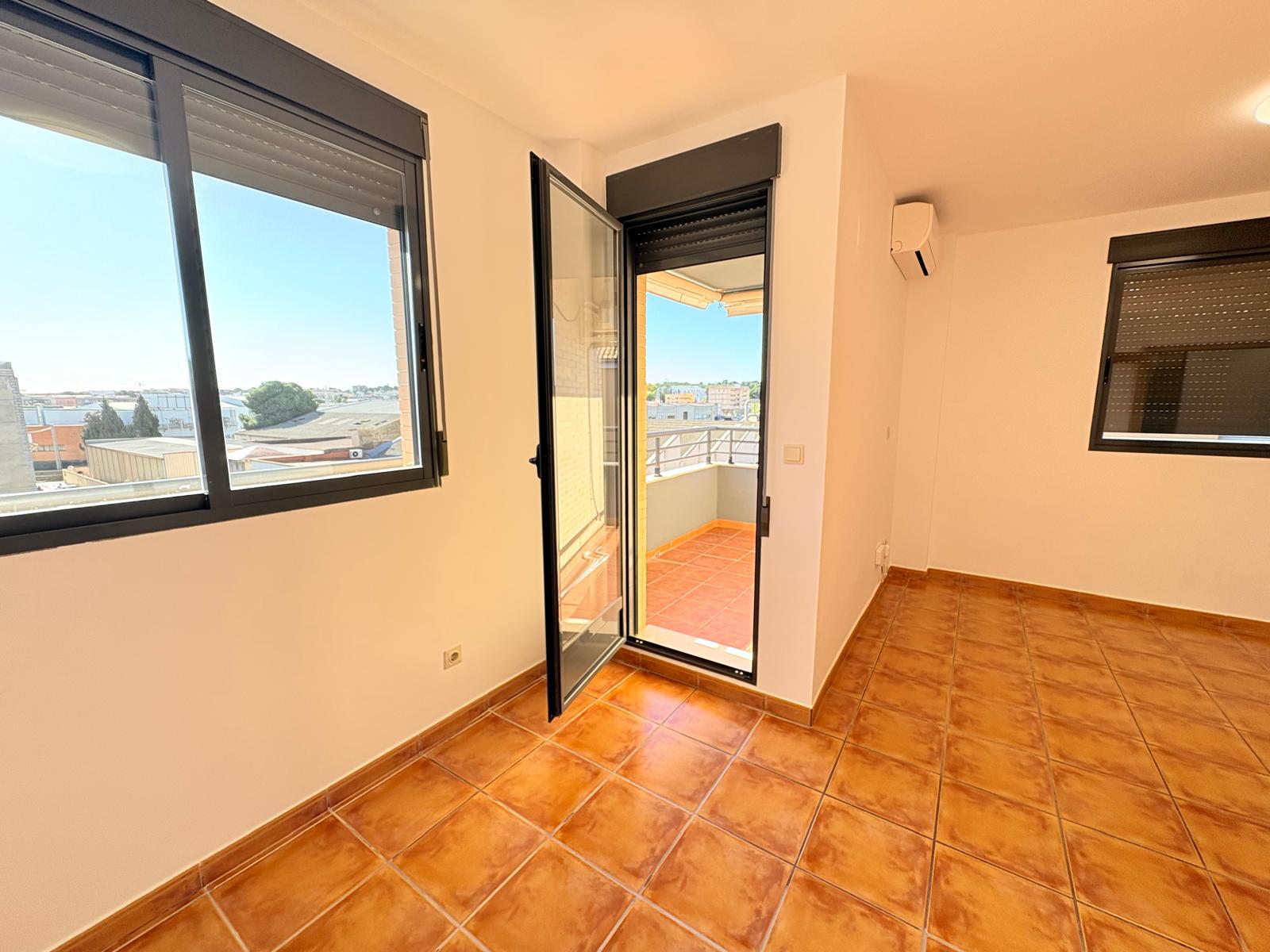 Imagen 20 Piso en venta en Rocafort / Rocafort Centro