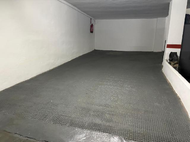 Imagen 5 Inmueble 299976 - Parking Coche en venta en Valencia / En el corazón de Ruzafa, junto al Mercado
