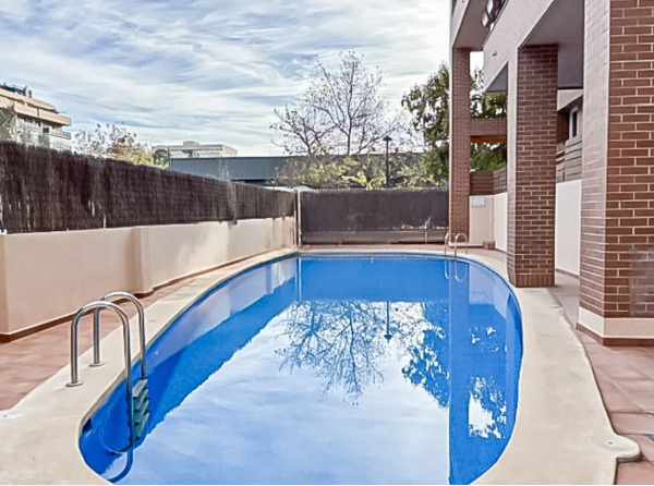 Imagen 2 Inmueble 300067 - Piso en venta en Valencia / Próxima al Hospital Arnau de Vilanova