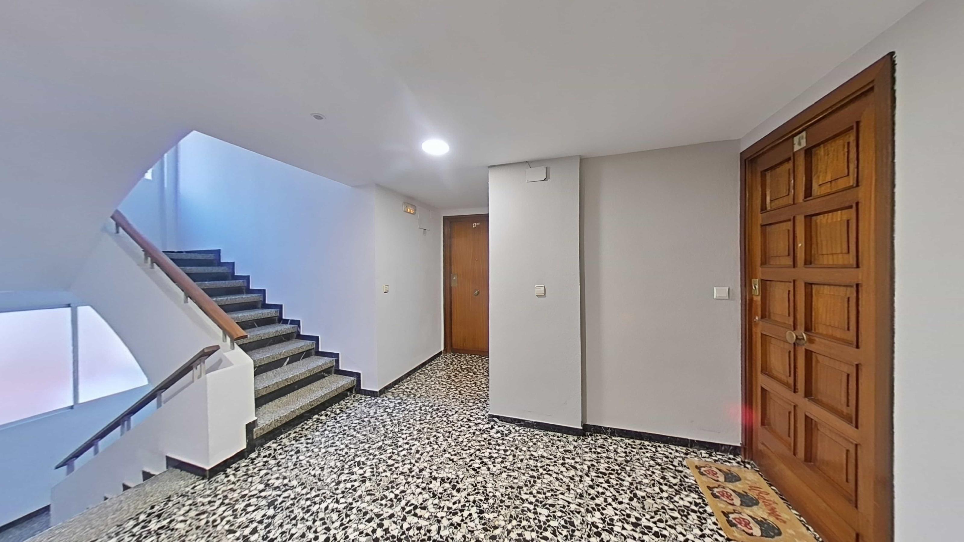 Imagen 2 Piso en venta en Valencia / Junto Plaza de España