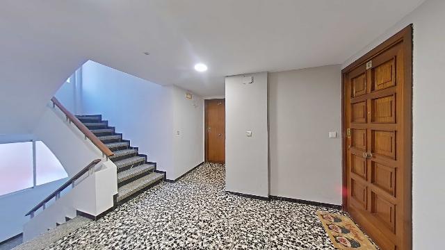 Imagen 2 Inmueble 300137 - Piso en venta en Valencia / Junto Plaza de España