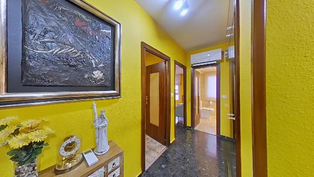 Imagen 12 Inmueble 300137 - Piso en venta en Valencia / Junto Plaza de España