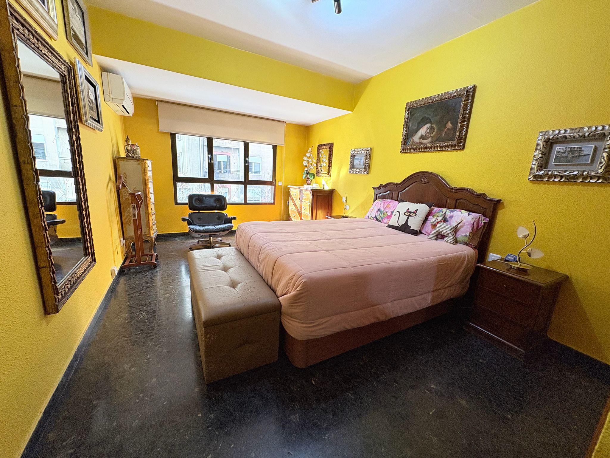 Imagen 22 Piso en venta en Valencia / Junto Plaza de España