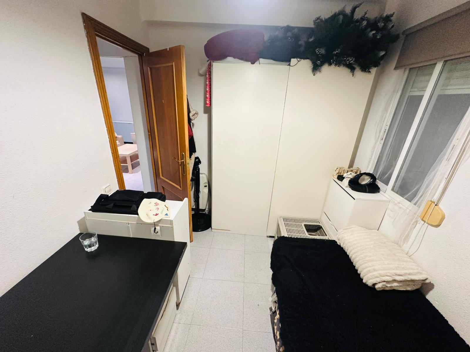 Imagen 10 Piso en venta en Valencia / Frente al parque Reverendo José Pinazo