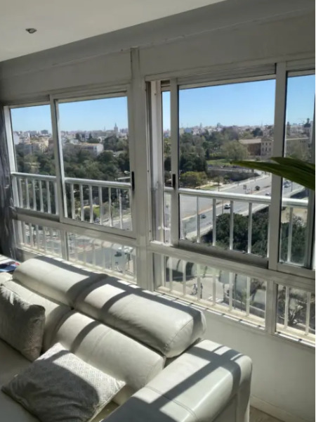 Imagen 1 Piso en venta en Valencia /  Ubicación privilegiada en Campanar 