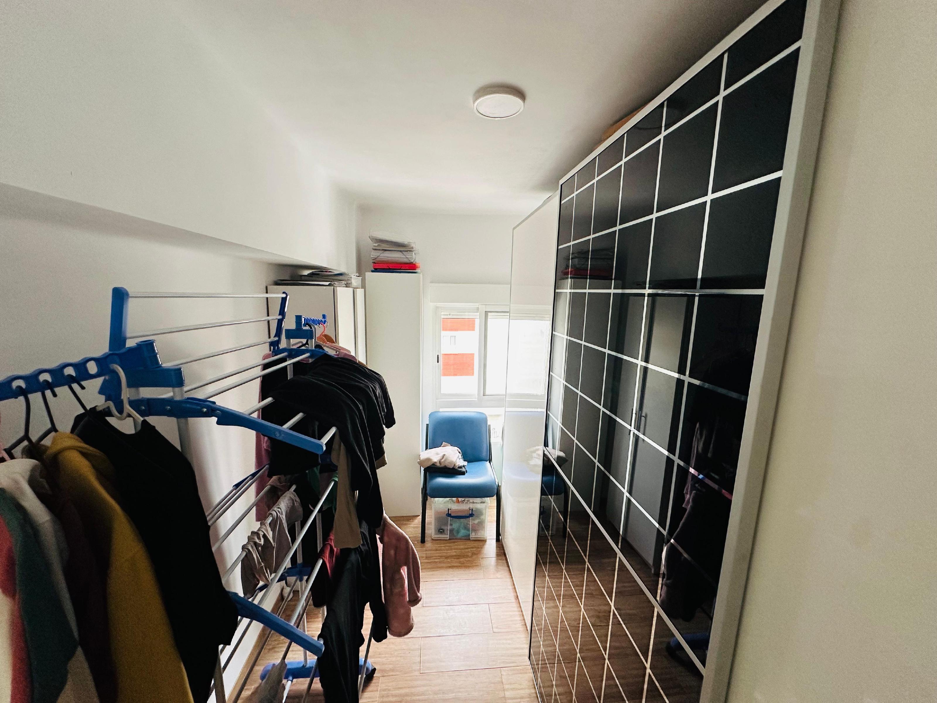 Imagen 26 Piso en venta en Valencia / Junto al Parque de Benicalap