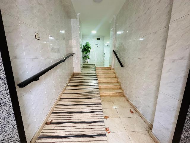 Imagen 28 Inmueble 300347 - Piso en venta en Valencia / Junto al Parque de Benicalap