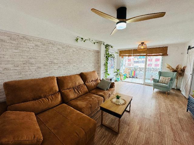 Imagen 1 Inmueble 300347 - Piso en venta en Valencia / Junto al Parque de Benicalap