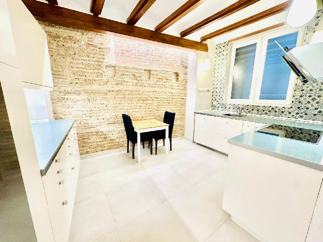 Imagen 4 Inmueble 300440 - Piso en venta en Valencia / Próxima al Mercado Central