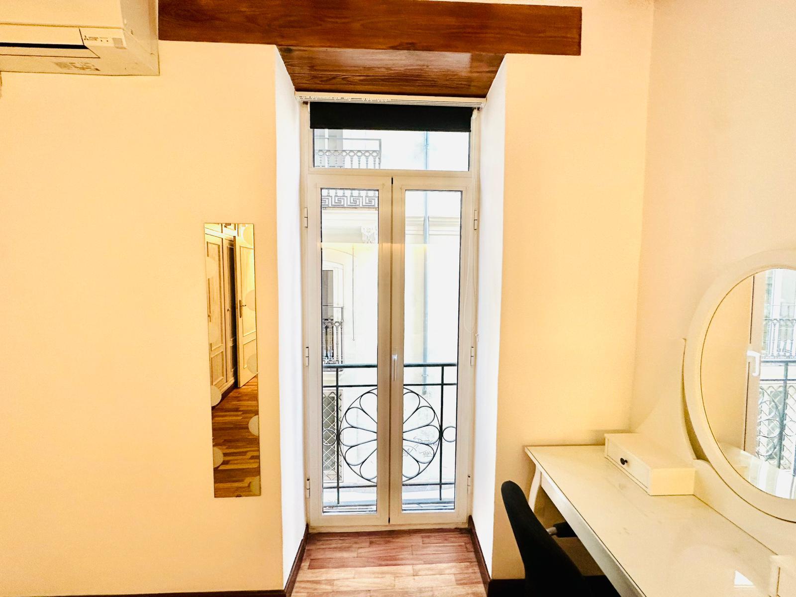 Imagen 33 Piso en venta en Valencia / Próxima al Mercado Central