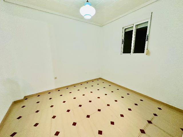 Imagen 12 Inmueble 300479 - Piso en venta en Valencia / Próxima a la Marina de Valencia y playas de la ciudad