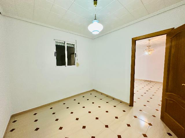 Imagen 13 Inmueble 300479 - Piso en venta en Valencia / Próxima a la Marina de Valencia y playas de la ciudad