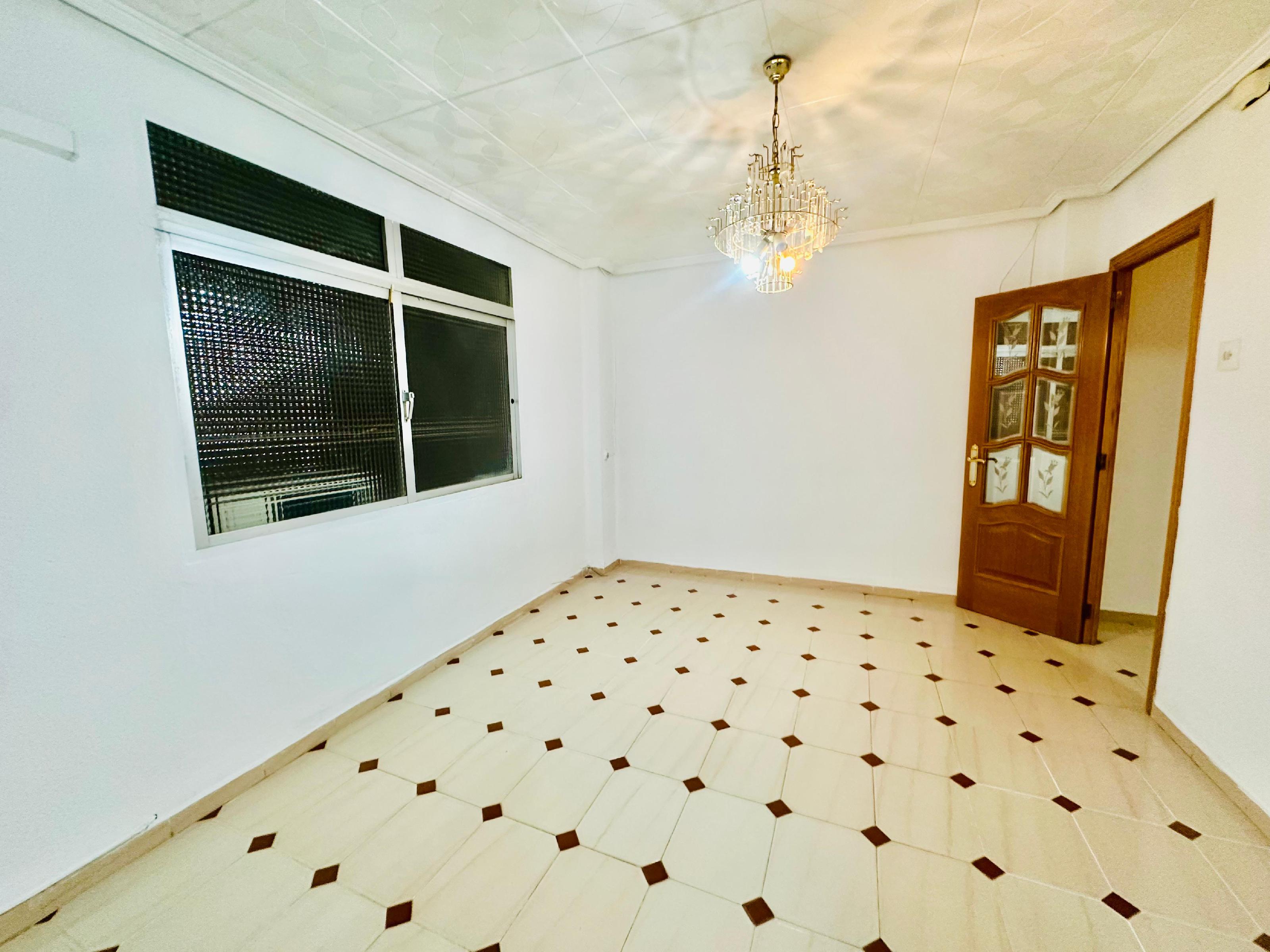 Imagen 5 Piso en venta en Valencia / Próxima a la Marina de Valencia y playas de la ciudad