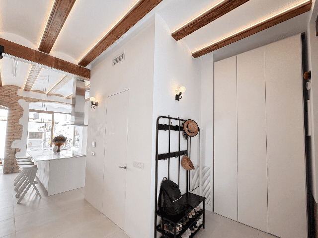 Imagen 7 Inmueble 300507 - Casa Adosada en venta en Valencia / Próxima al Mercado de Jesús