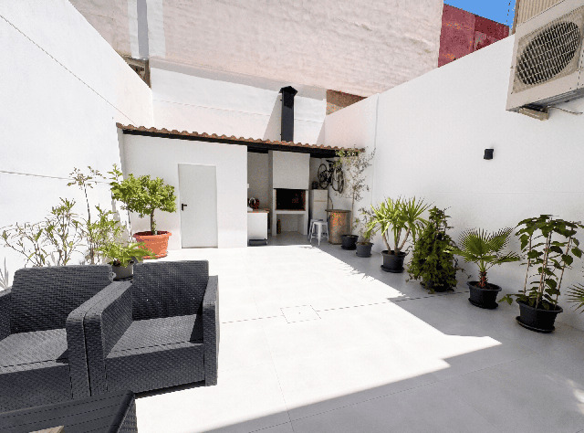 Imagen 29 Inmueble 300507 - Casa Adosada en venta en Valencia / Próxima al Mercado de Jesús