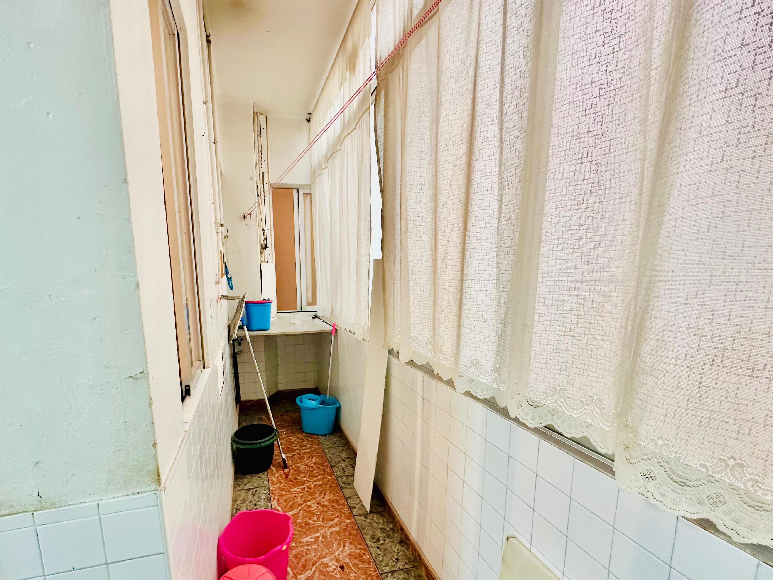 Imagen 10 Piso en venta en Valencia / Próxima al Palau de la Música