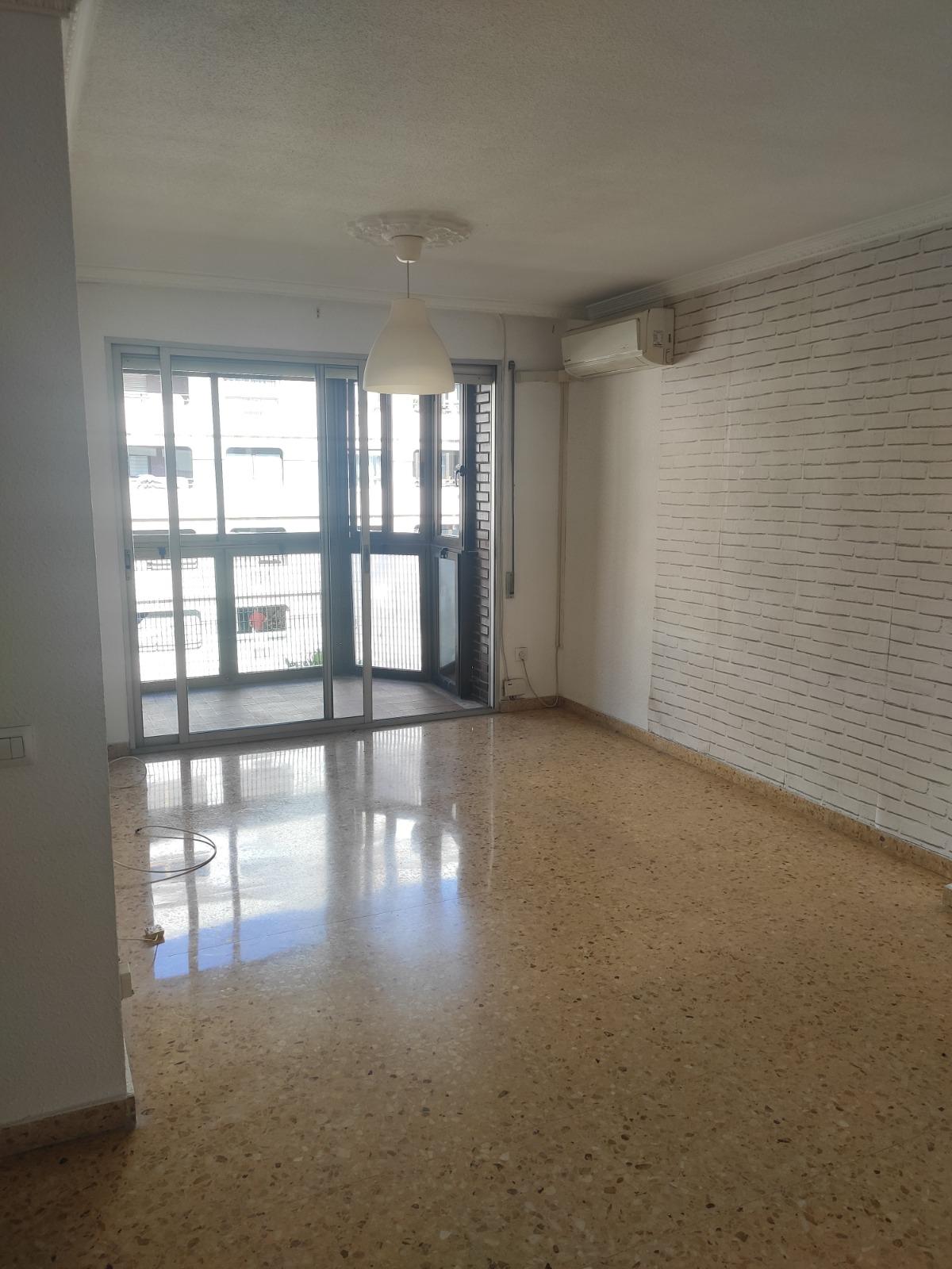 Imagen 10 Piso en venta en Valencia / A un paso de Ruzafa