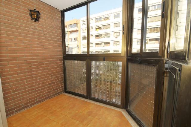 Imagen 2 Inmueble 300737 - Piso en venta en Valencia / A un paso de Ruzafa