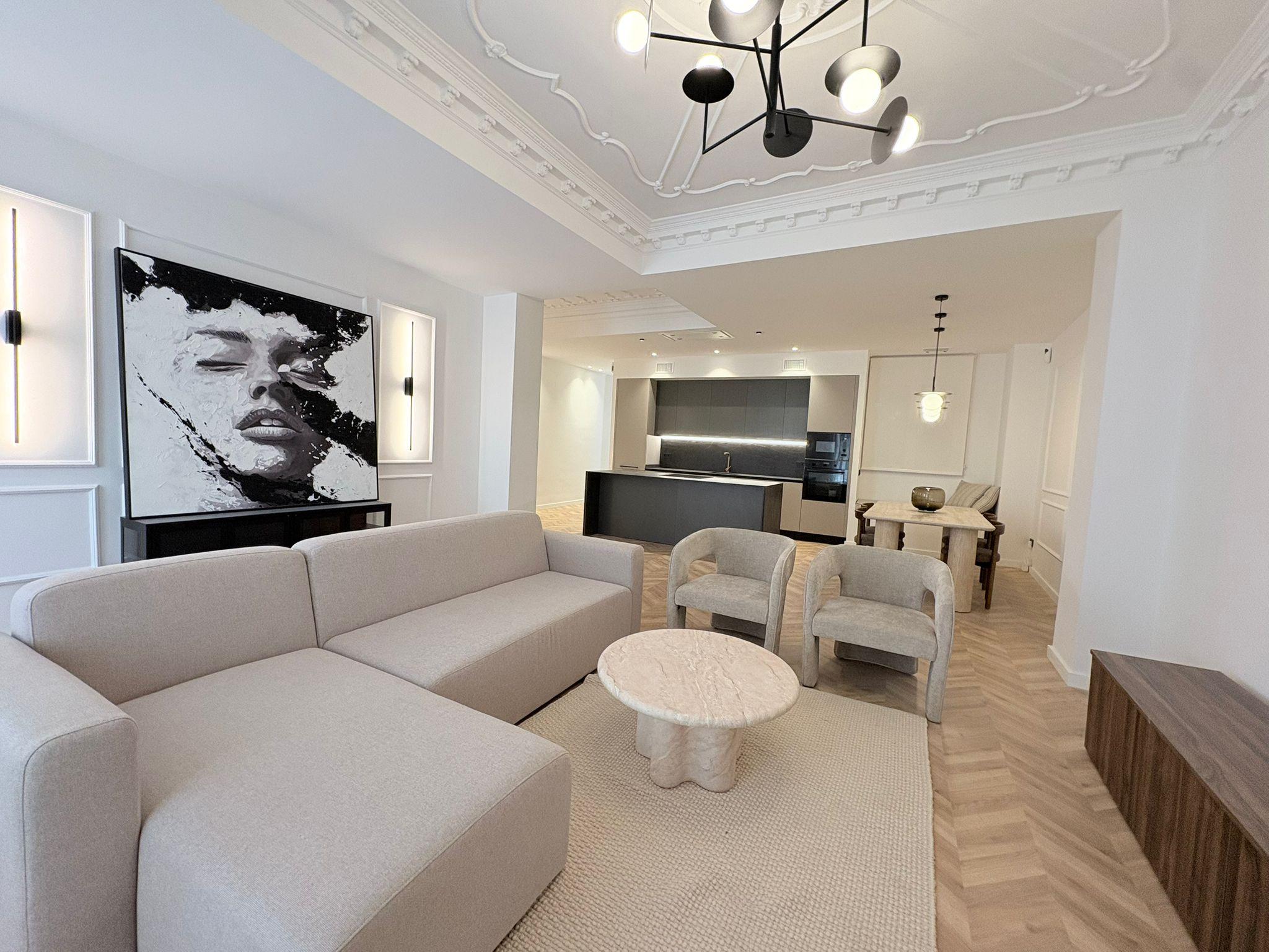 Imagen 1 Piso en venta en Valencia / Junto Plaza del Ayuntamiento