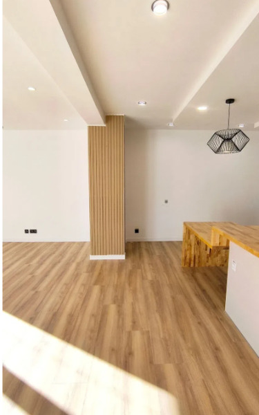 Imagen 10 Piso en venta en Valencia / Próxima al Hospital Universitario Doctor Peset