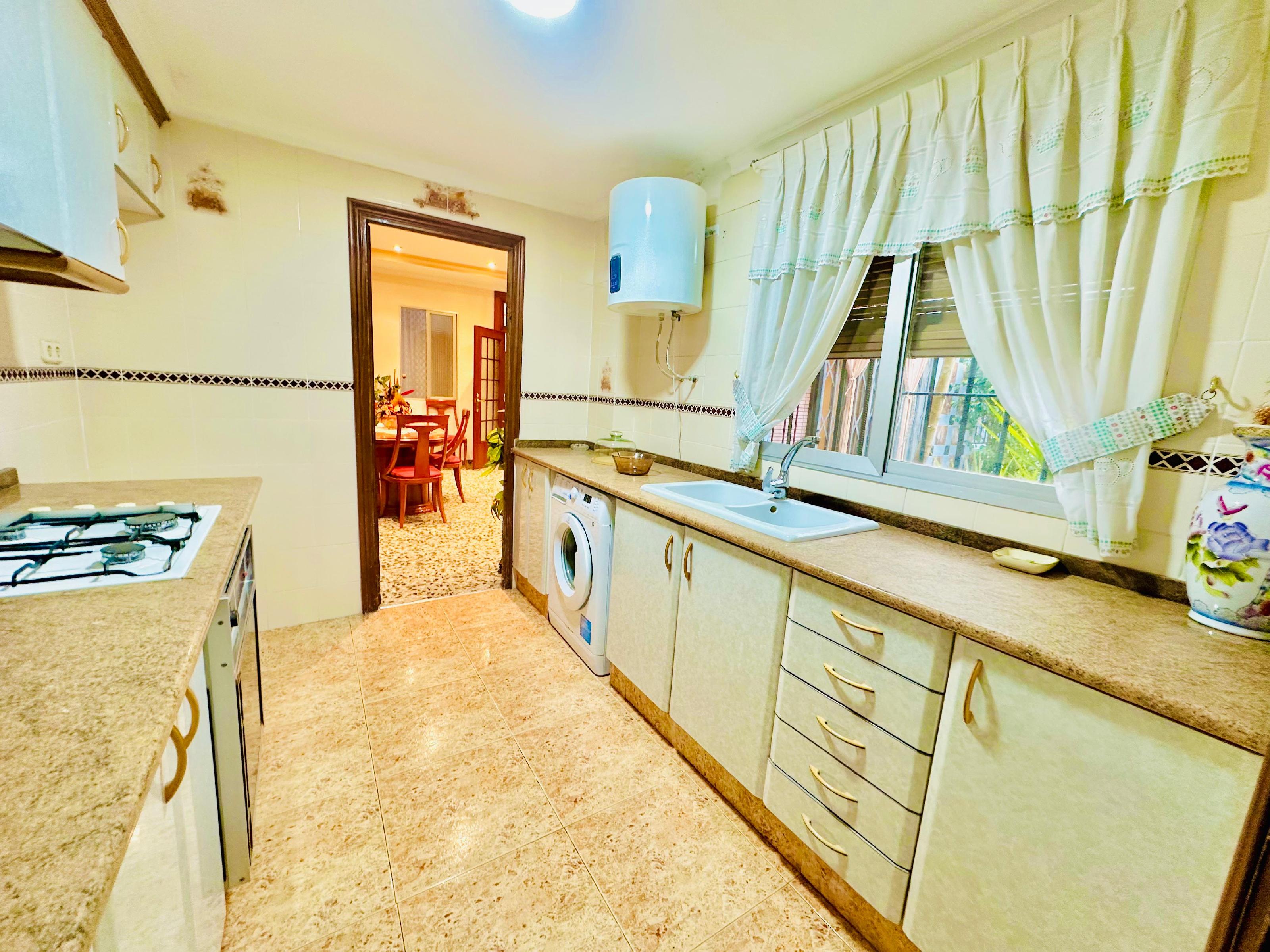 Imagen 16 Casa en venta en Burjassot / Próxima a la Plaza de la Concordia