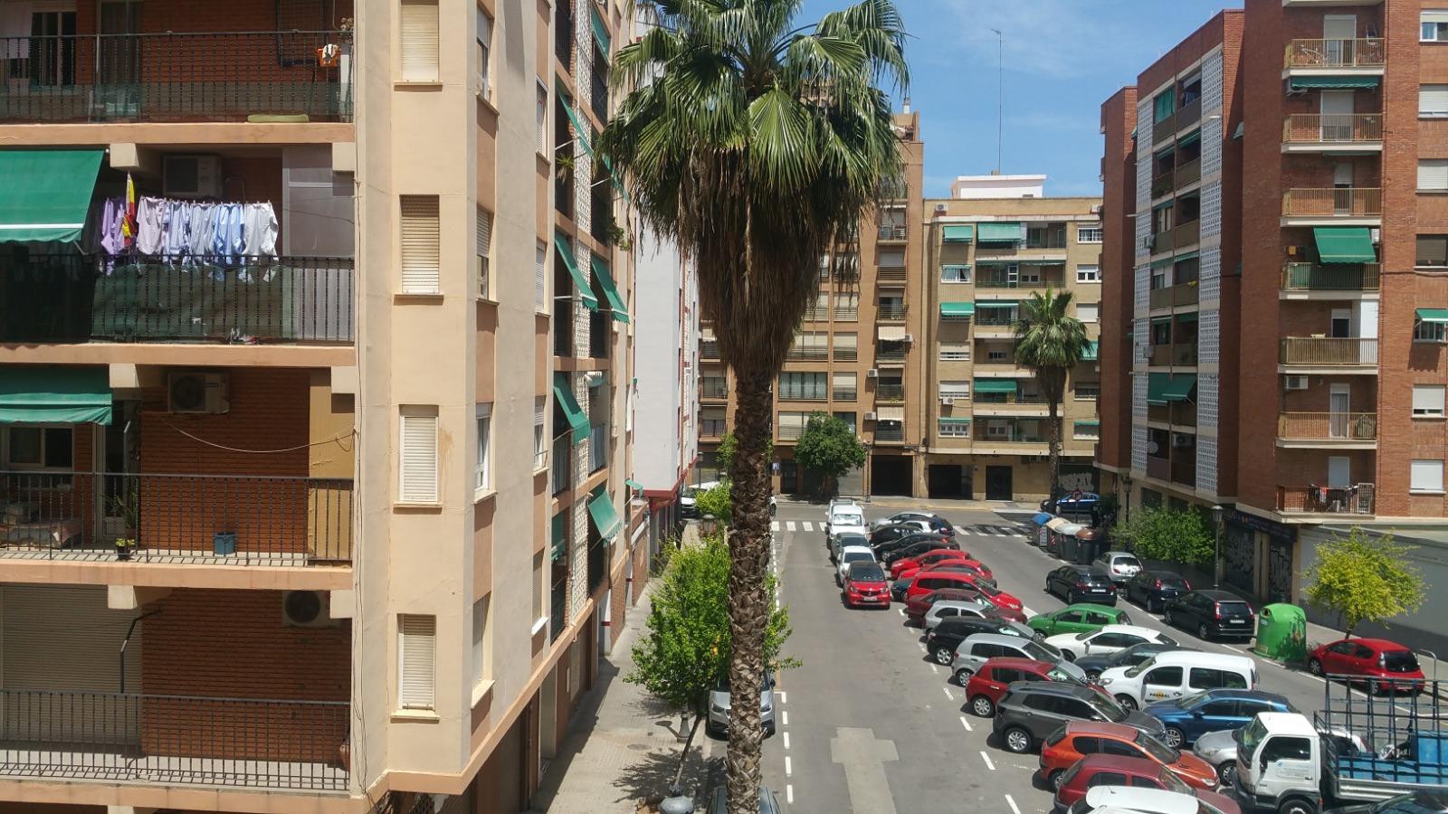 Imagen 13 Dúplex en venta en Valencia / Próximo al Parque Huerto de Senabre