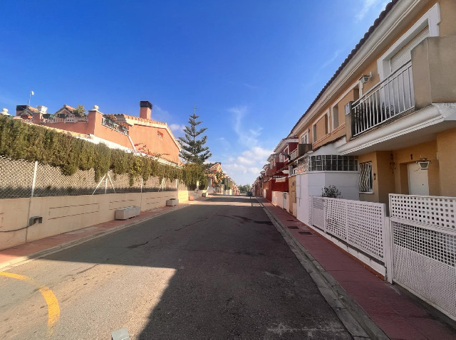 Imagen 3 Inmueble 301396 - Casa en venta en Moncada / Próxima al Ceu San Pablo