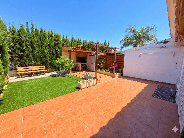 Imagen 13 Inmueble 301396 - Casa en venta en Moncada / Próxima al Ceu San Pablo